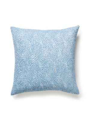 <p>Flurry Pillow 22 X 22 - Ciel BIFLURRPILL0004 by Scalamandre Pillows</p><p><strong>Required Minimum Quantity Purchase: Product</p><p>Book: </p><p>Content: 25% COTTON, 34% VISCOSE, 36% POLYESTER, 5% LUXCELLE</p><p>Origin: U.S.A.</p><p>Performance: </p><p>Repeat: Horizontal: and Vertical: </p><p>Width: 0</p>