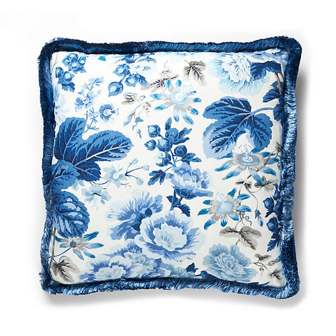 Highgrove Linen Print Pillow/Porcelain Sc 0004Highpill by The House of Scalamandre
 Pillow 100% LINEN Horizontal: and Vertical: - Fabric Carolina -
