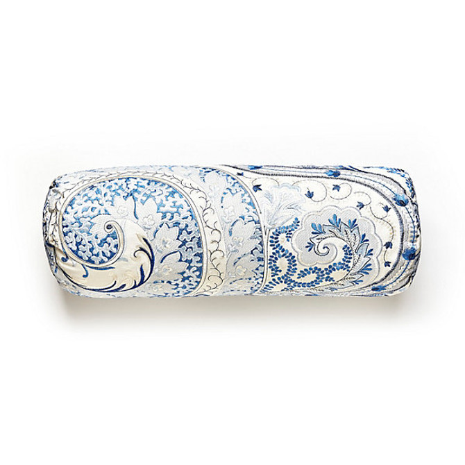 Malabar Paisley Bolster/Porcelain Sc 0002Malabpill by The House of Scalamandre
 Pillow 60% COTTON 40% VISCOSE USA LIGHT DUTY Horizontal: and Vertical: - Fabric Carolina -