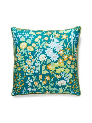 <p>Nymph Floral Pillow 22 X 22 - Emerald Multi GWNYMPHPILL0002 by Scalamandre Pillows</p><p><strong>Required Minimum Quantity Purchase: Product</p><p>Book: </p><p>Content: 100% COTTON</p><p>Origin: U.S.A.</p><p>Performance: </p><p>Repeat: Horizontal: and Vertical: </p><p>Width: 0</p>