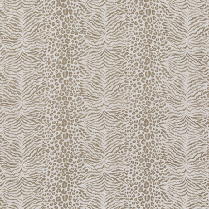 BP10952.850.0 by G P & J Baker Fabric G P & J Baker Fabric BP10952.850.0Fabric ASHMORE LINEN - 100% India </p><p>Repeat: H: 17.73, V: 13.396 53.19 - Fabric Carolina -