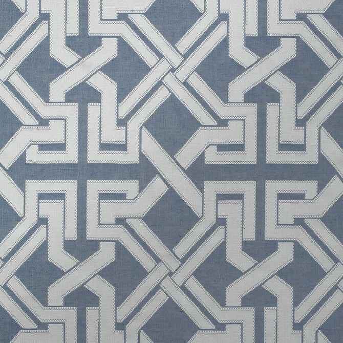 Benedetto Navy W772581 by Thibaut Fabric Thibaut Fabric Benedetto Navy W772581Fabric Chestnut Hill Fabric 52% Vis, 30% Lin, 18% Cot ITALY </p><p>Repeat: V: 15.75 54 - Fabric Carolina -