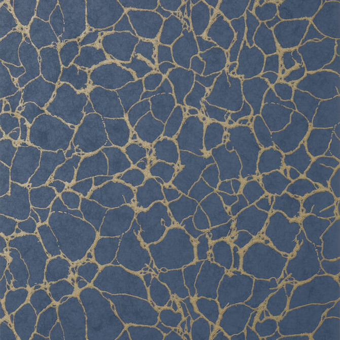 Amato Navy T4019 by Thibaut Wallpaper Thibaut Wallpaper Amato Navy T4019Wallpaper Surface Resource Non Woven Wallpaper U.S.A. </p><p>Repeat: V: 25.25 27 - Fabric Carolina -