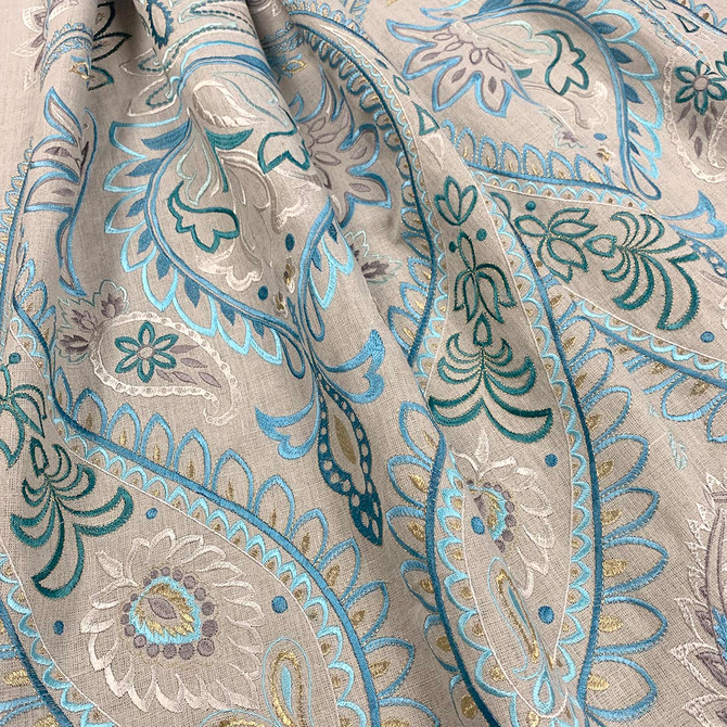 Capra Vivant by Magnolia Fabric - PREWASHED 100% LINEN, EMB VISCOSE INDIA 8000 Horizontal: 27 and Vertical: 32 54  - Fabric Carolina -