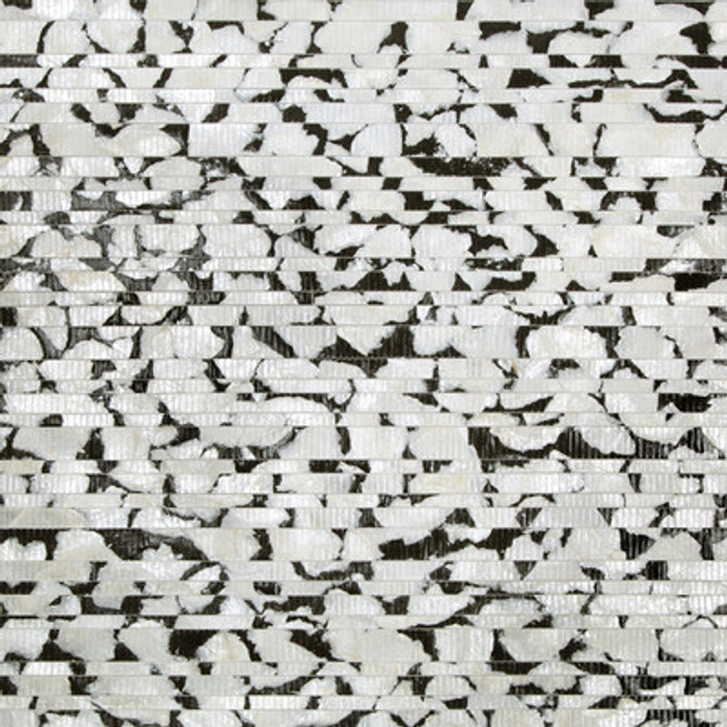Kravet Design Wallcovering W3982.8.0 Wallcovering NON WOVEN - 100% China </p><p>Repeat: H: , V: 27.5 21 - My Fabric Connection -