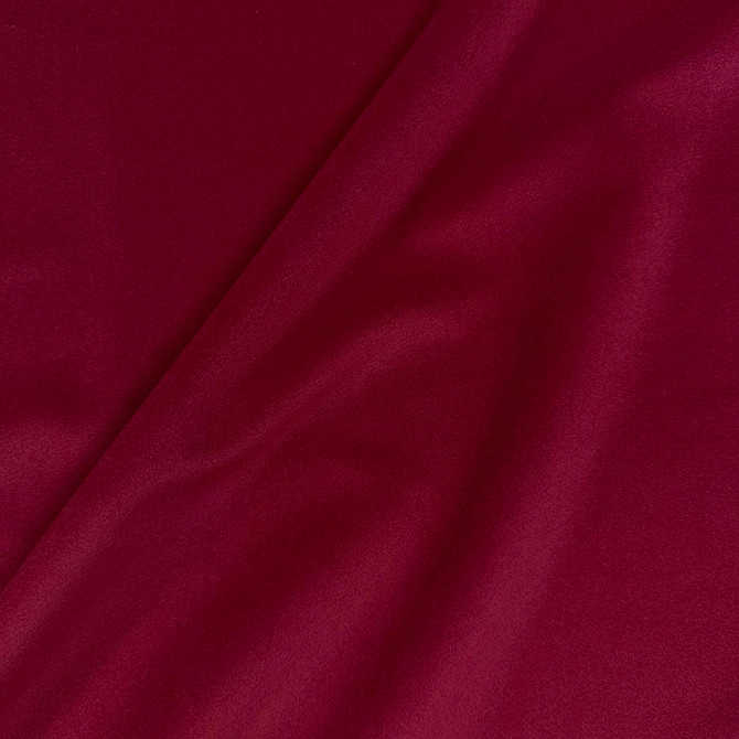 Vasto Berry by Magnolia Fabric - 100% Polyester China 80000 Horizontal: 0 and Vertical: 0 56" - Fabric Carolina -