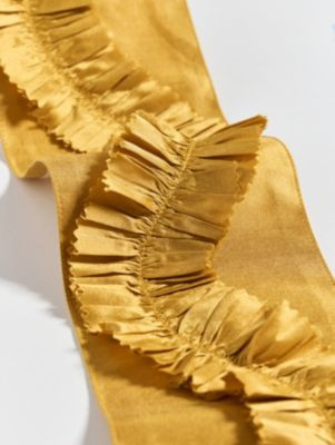 Ruffle Tape Golden SCT33410004 by Scalamandre Trim THE METROPOLITAN MUSEUM OF ART 95% SILK 5% VISCOSE INDIA LIGHT DUTY Horizontal: 8.5" and Vertical: 0" 4 - Fabric Carolina -