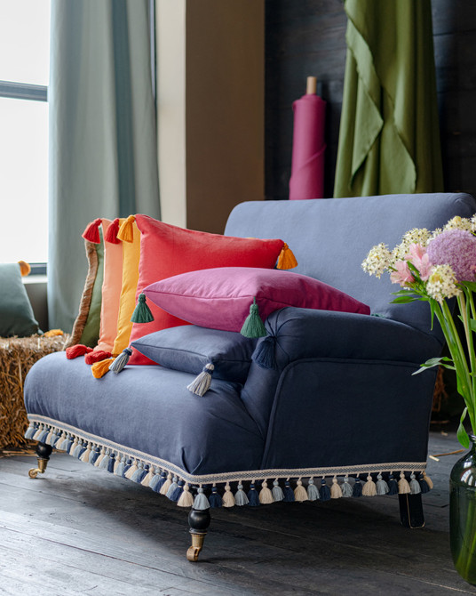 WASHED INDIGO Linen (FB00167) by Mind The Gap | FB00167 | Dark Blue | Metre | 150cm(± 5%) x 100cm / 59.05in(± 5%) (bw) x 39.4in | Stonewashed | 80% Linen, 20% Polyamide | Fabric Carolina | https://www.fabriccarolina.com/
