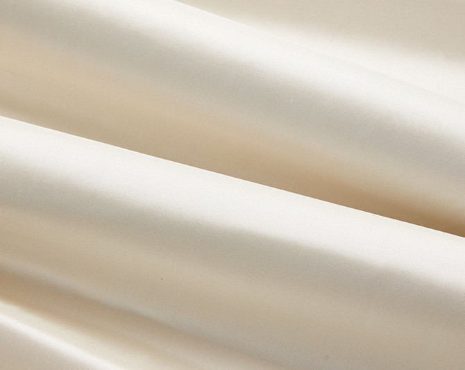 Olympia Silk Taffeta Snowfall SC272500002 by Scalamandre Fabric