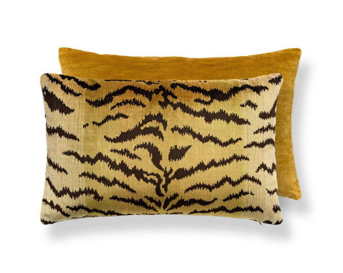 Tigre/Velvet Pillow 22 X 14 - Ivory, Gold & Black / Gilt SCMBDK261670007 by Scalamandre Pillow