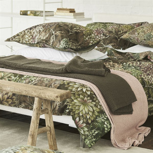 Alba Blossom Throw Rugs