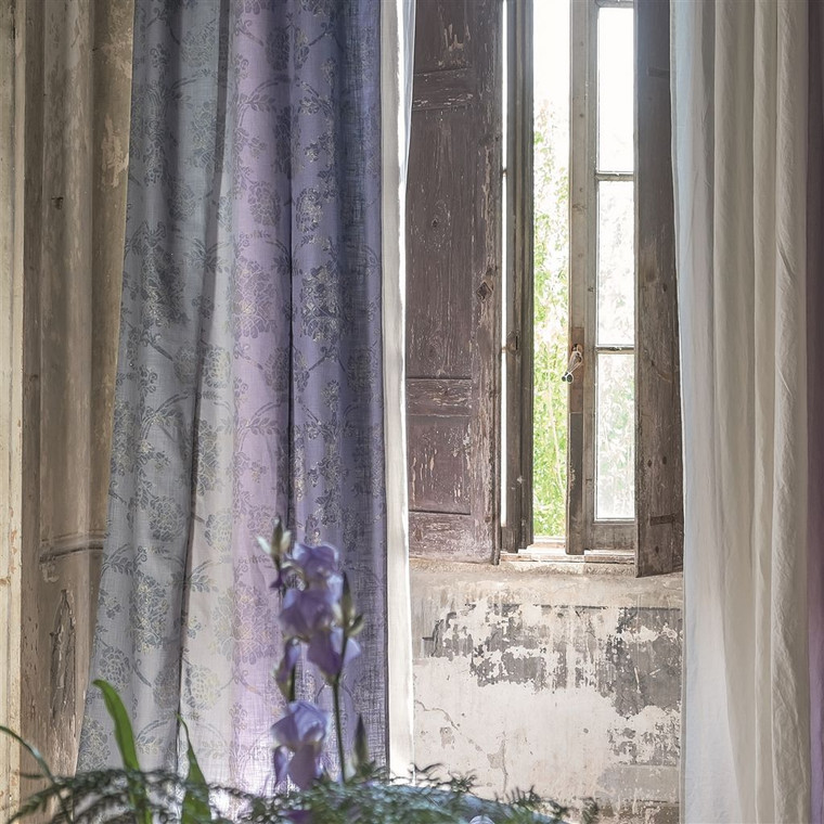 Designers Guild Madhuri Fabric  Damask,Floral,Patterned Sukumala Fabric Styled Room Shot
