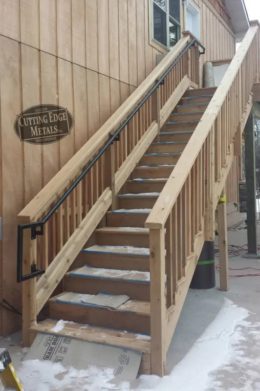 Round Commercial Handrail - RndComHR