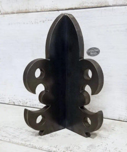 Decorative L Angle Timber Brackets with Le Fleur de Lis
"L" angle timber brackets with Fleur de Lis design add a rustic, oil rubbed bronze finish, black painted rustic, and black powder coat finish to your wood connection. These steel brackets are custom made to fit your post or beam project.