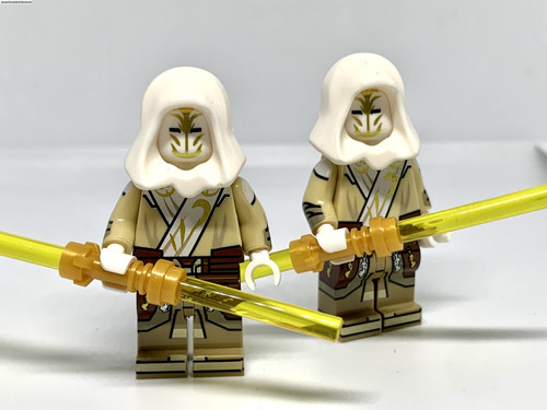 2 Jedi Temple Guard Minifigures Star Wars