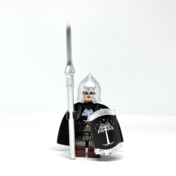 Gondor Soldier Minifigure Lord of the Rings with Spear and Shield