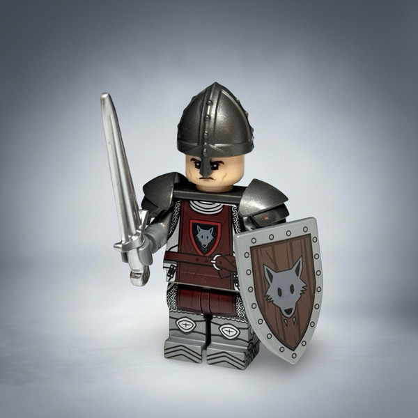 Wolfpack Swordsman Knight Castle Warior Minifigure with Sword Shield
