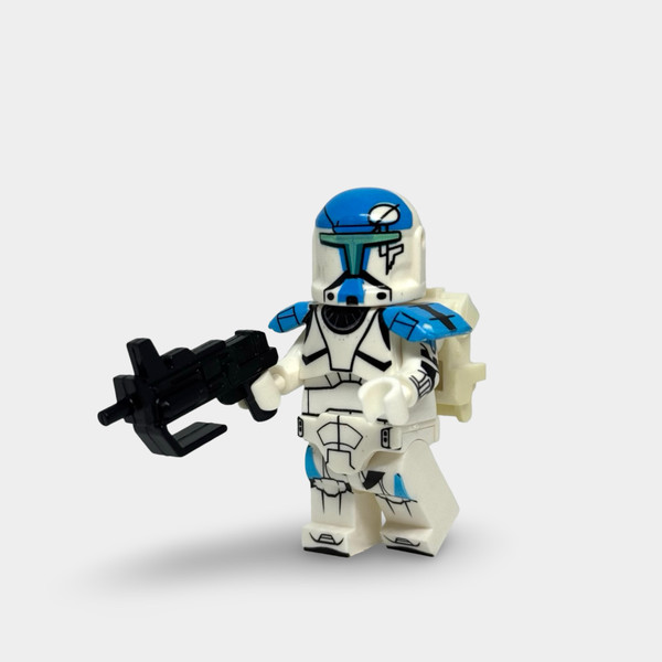 Clone Commando Minifigure Star Wars Battlefront Clone Commando with Armor and Blaster (Blue)
