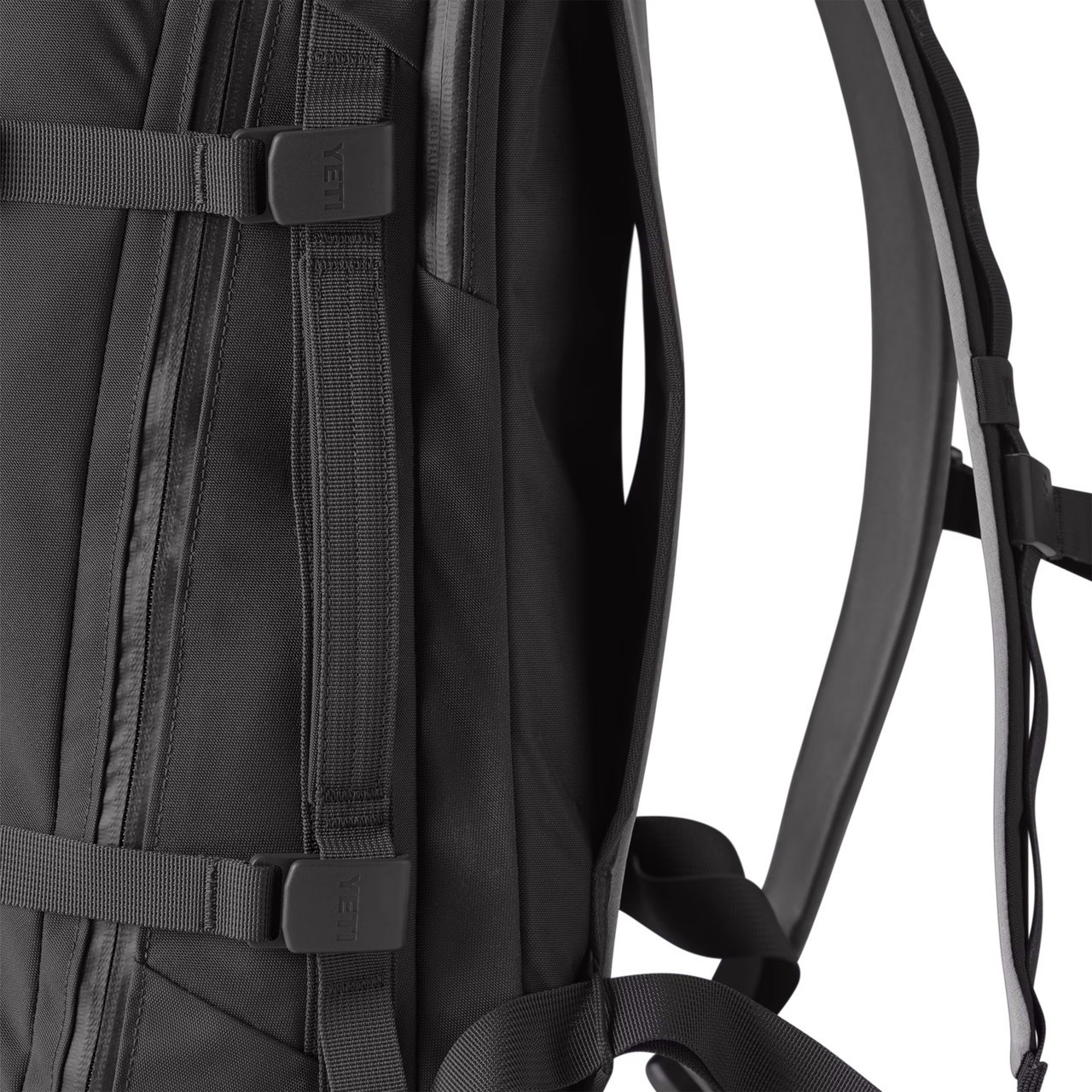 YETI Crossroads Backpack 22L Black