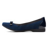 Clarks Women's Un.Darcey Bow - Navy Suede - 26151515 - Profile