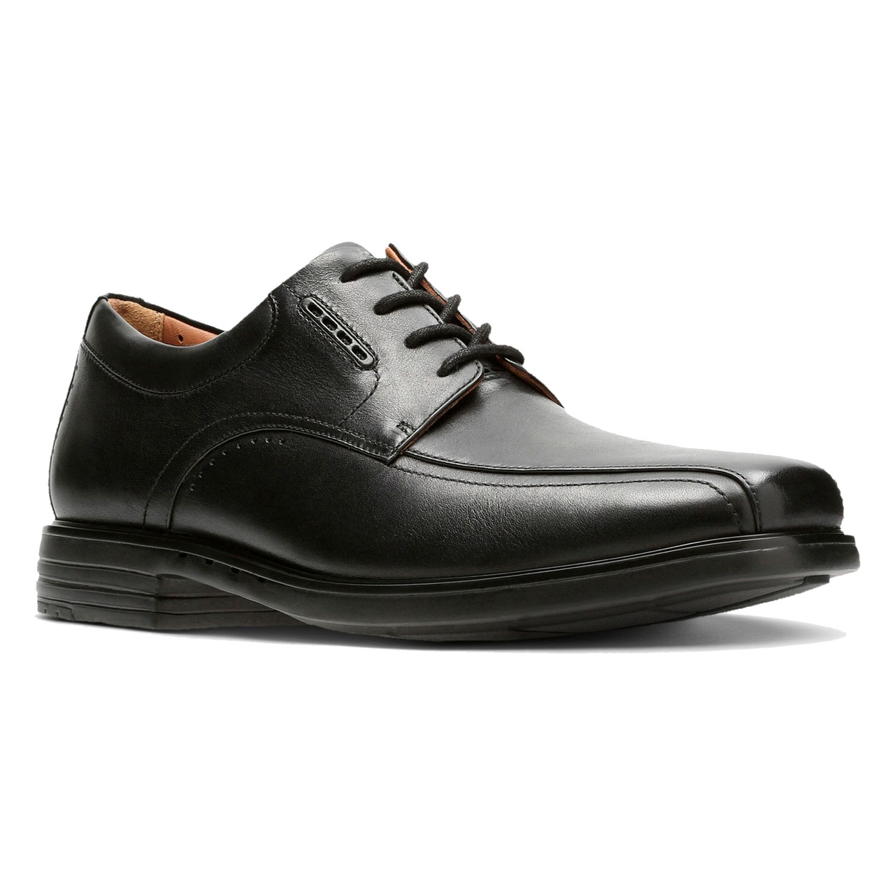 clarks un kenneth black