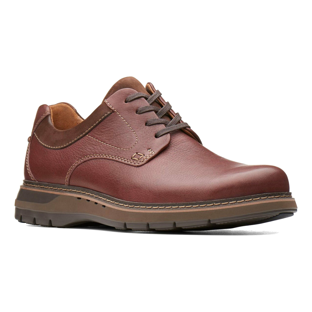 Clarks Un.Ramble Lo | ShoeStores.com