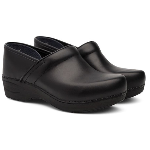 dansko xp 2.0 black pull up