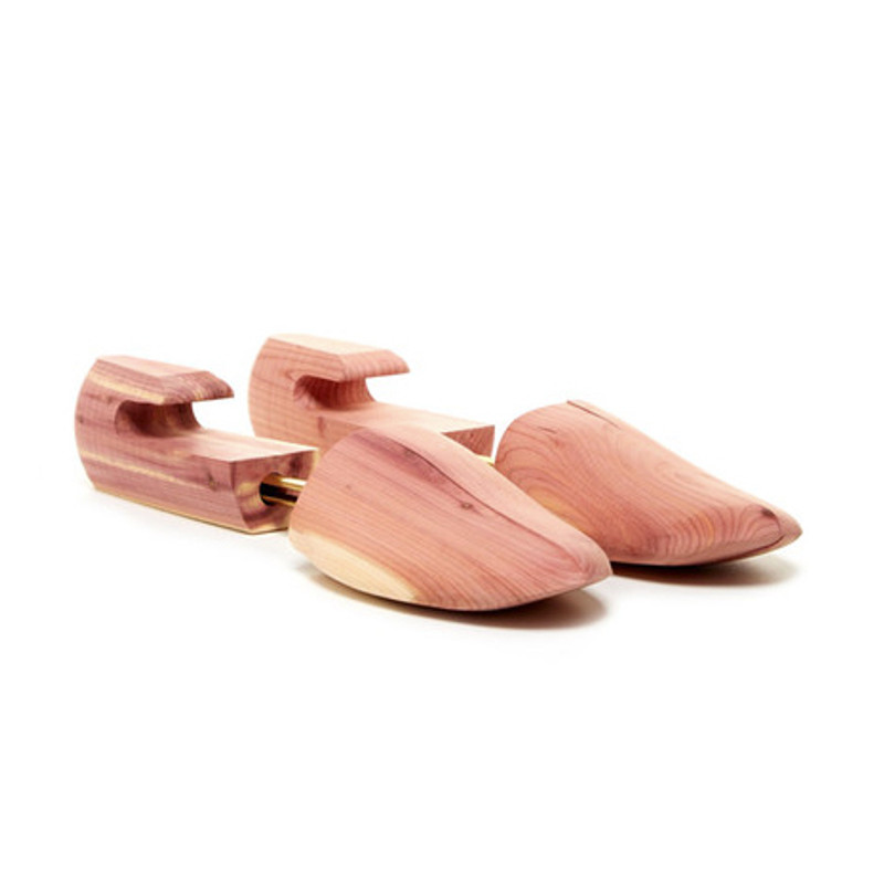 cedar shoe trees