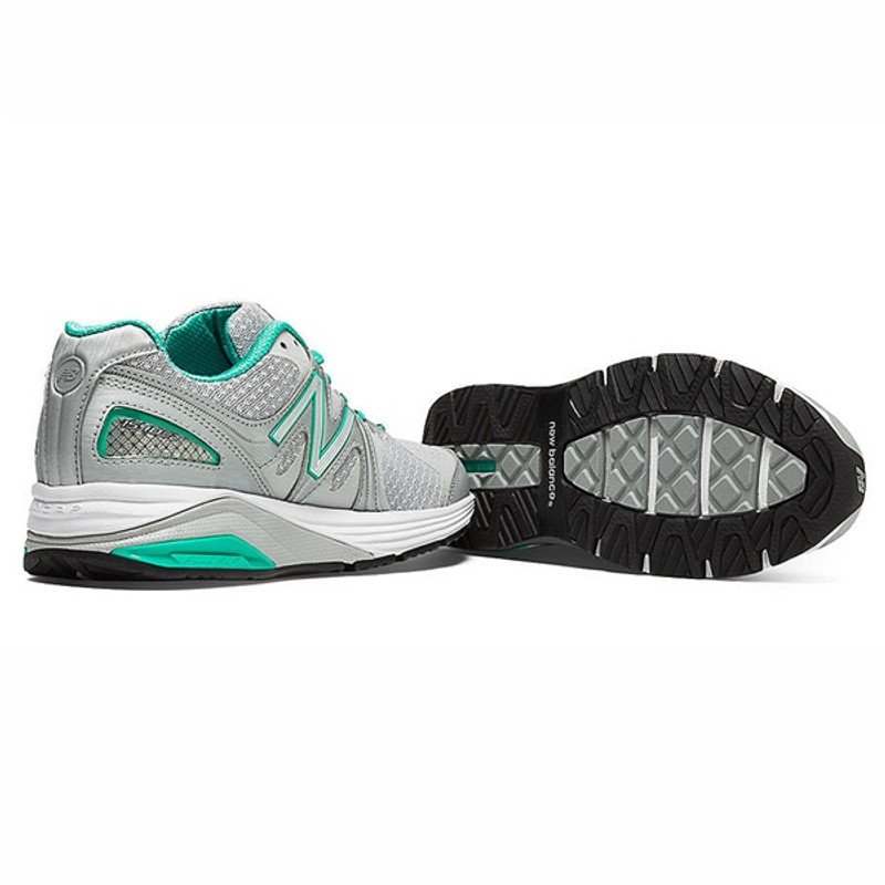 1540v2 new balance women's