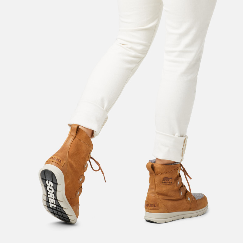 sorel explorer camel brown