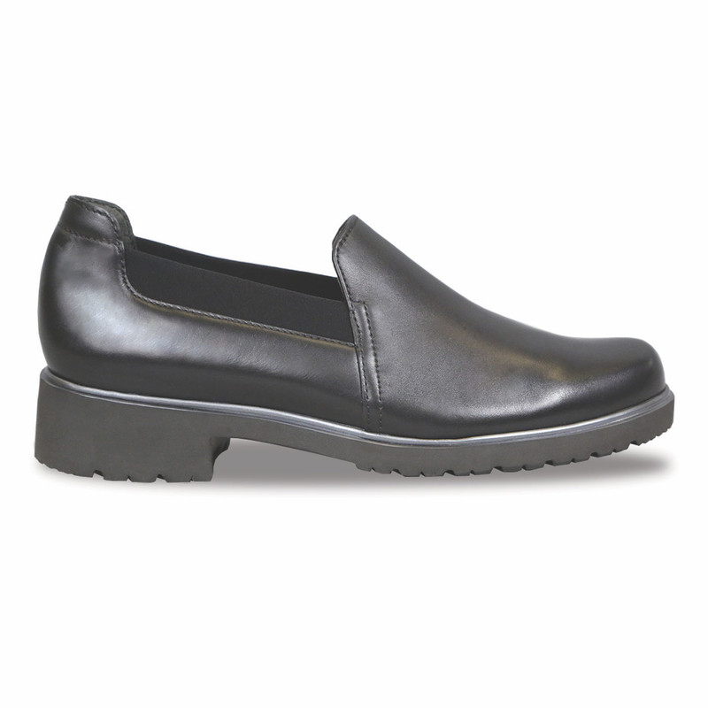 munro slip on shoes