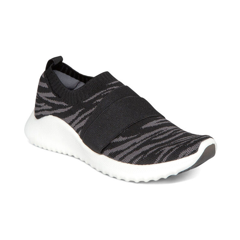 women's support sneakers