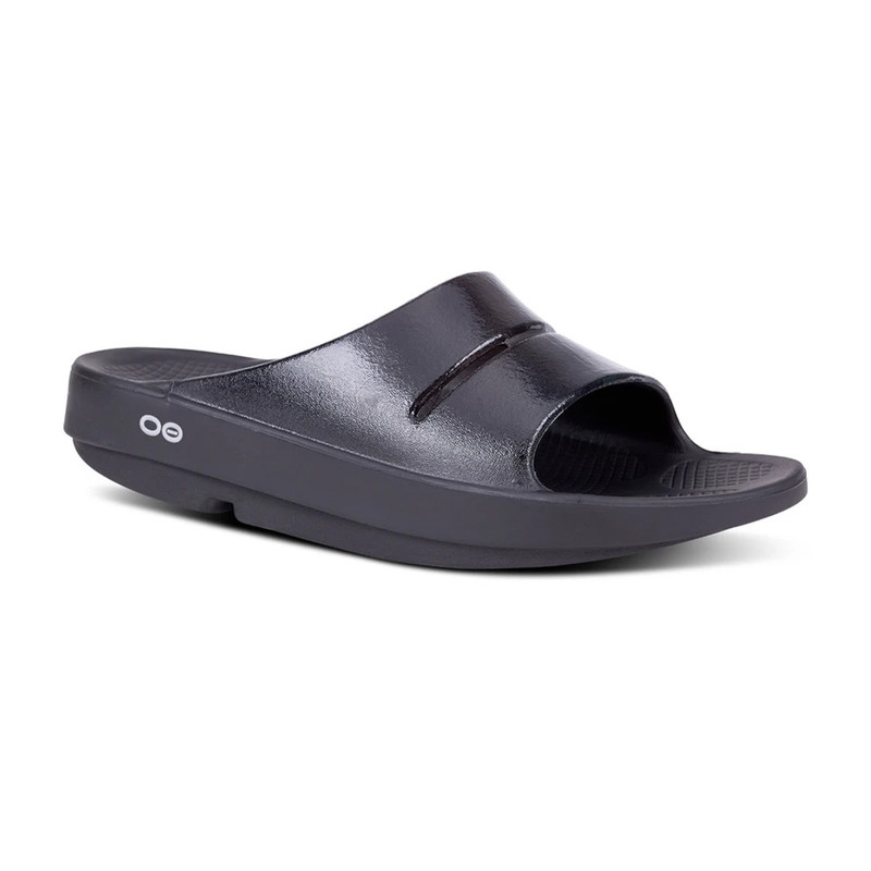 OOFOS Women's OOahh Luxe Slide - Black - 1101/BLACK - Angle