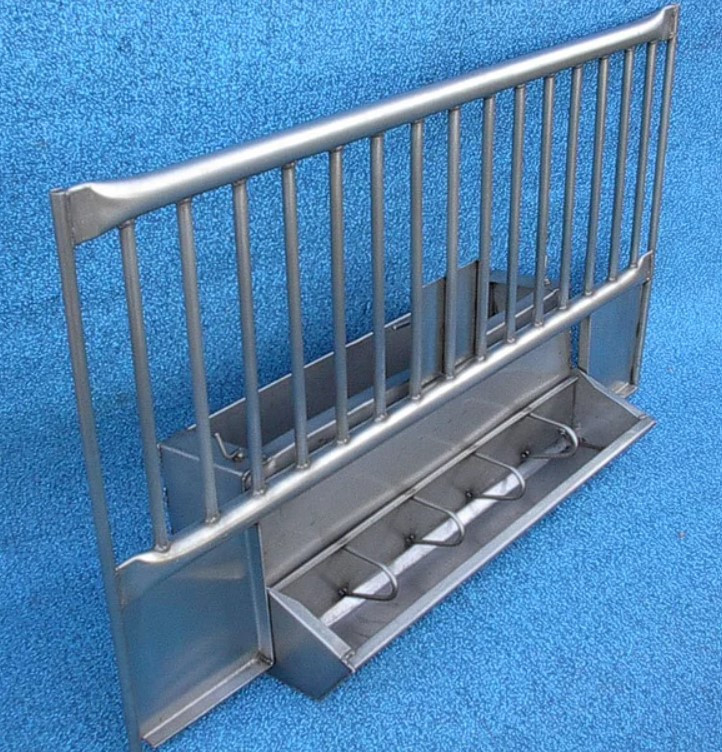 Stainless Hog Confinement