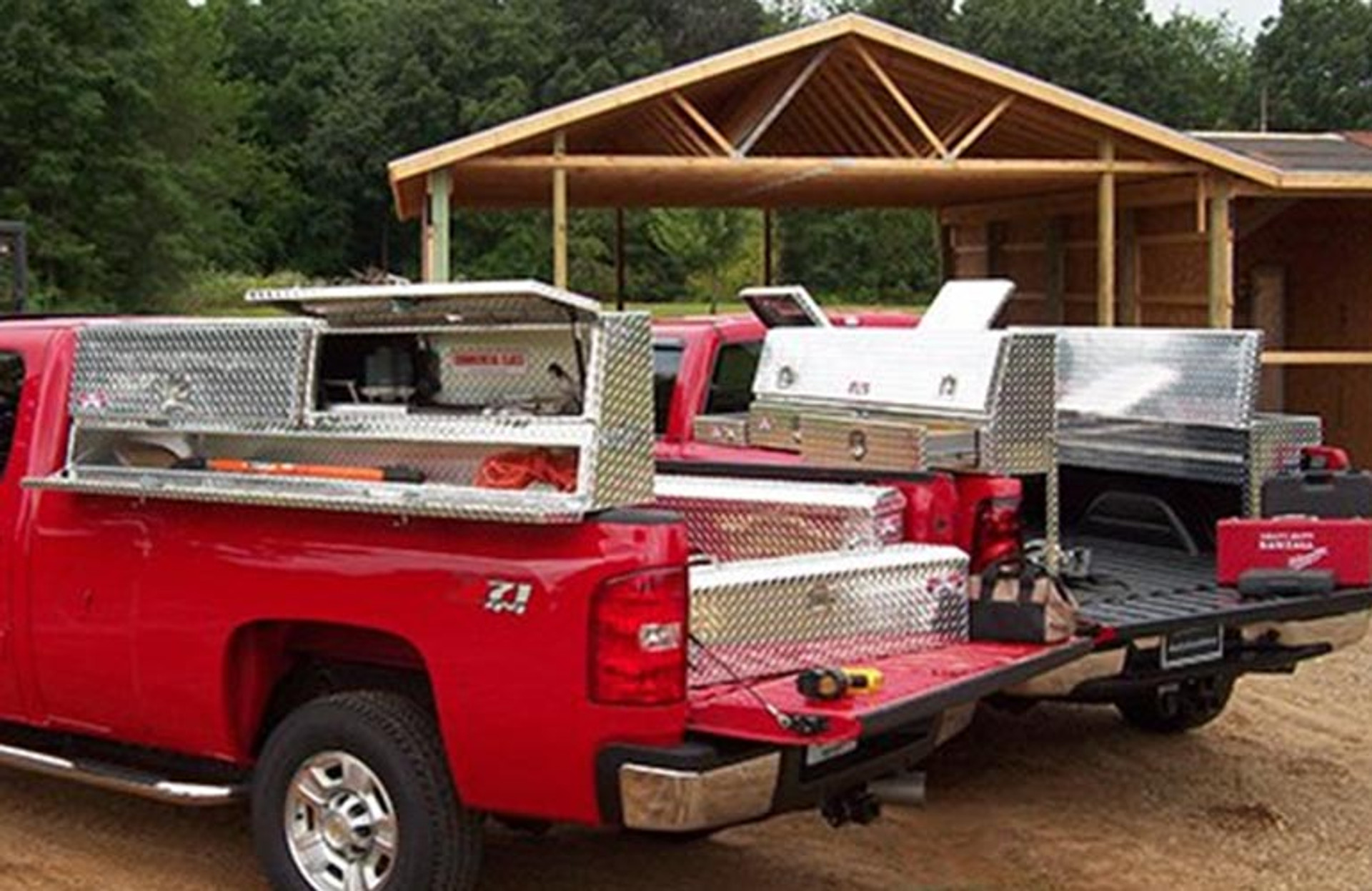Heavy Duty Aluminum Toolboxes for Pickup Truck: High side truck tool box, Low side box, Low profile tool boxes, Saddle truck tool box, and 5th Wheel tool boxes, we make it all. Heavy Duty Aluminum Toolboxes for Pickup Truck: High side truck tool box, Low side box, Low profile tool boxes, Saddle truck tool box, and 5th Wheel tool boxes, we make it all.