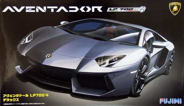 Fujimi 1/24 Scale Lamborghini Aventador LP700-4 Deluxe with Etching Parts Model Kit