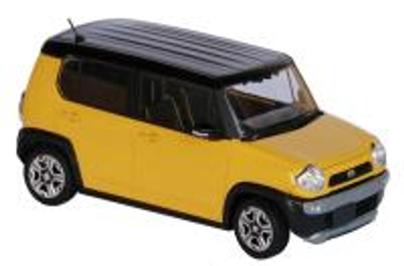 Fujimi 1/24 Scale Mazda Flair Crossover Active Yellow Model Kit