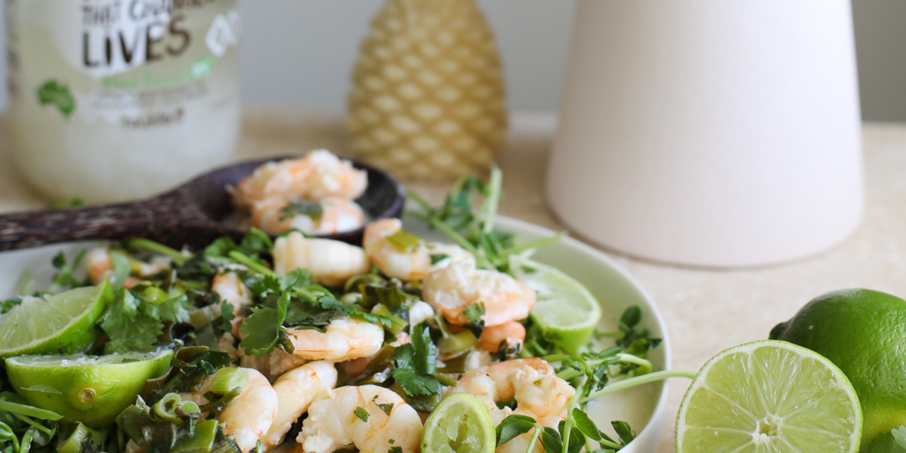 Refreshing Coconut Prawn Salad: A Festive Delight