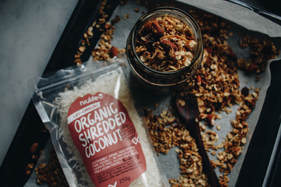 Toasted Coconutty Granola 