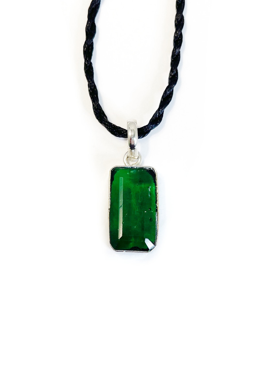 Petite Green Quartz Eye Candy Pendant