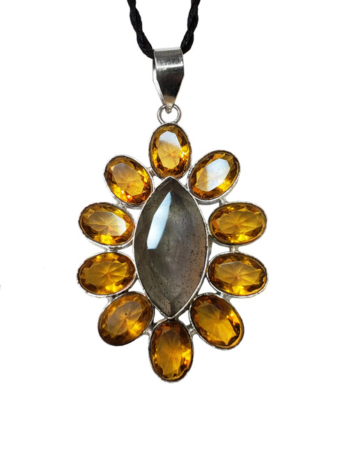 Citrine & Smoky Quartz Daisy Pendant Citrine & Smoky Quartz Daisy Pendant