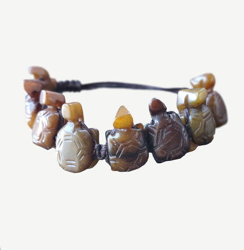 Lucky Turtles Carved Jade Slip Knot Bracelet - VibesUP Lucky Turtles Carved Jade Slip Knot Bracelet - VibesUP