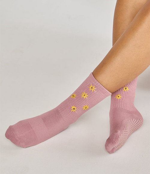 The Daisy Grip Sock in Mauve