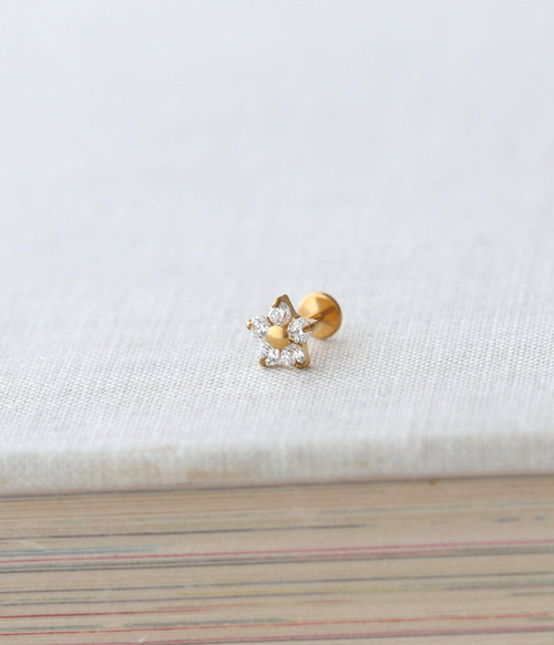 Womens Flower Crystal Titanium Flat Back Stud Earring Womens Flower Crystal Titanium Flat Back Stud Earring