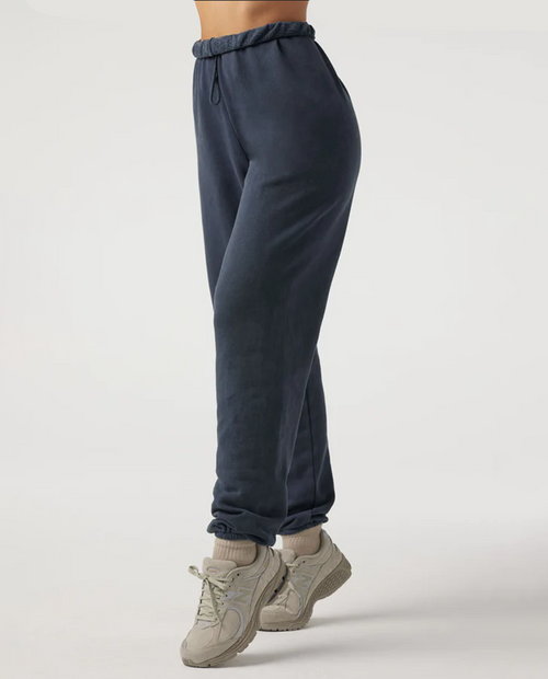 Women's Oversized Jogger