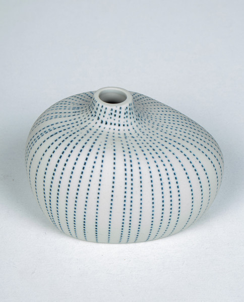 Gugu Pim L - WO 26 Porcelain Bud Vase