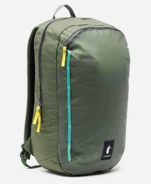 Vaya 18L Backpack in Spruce