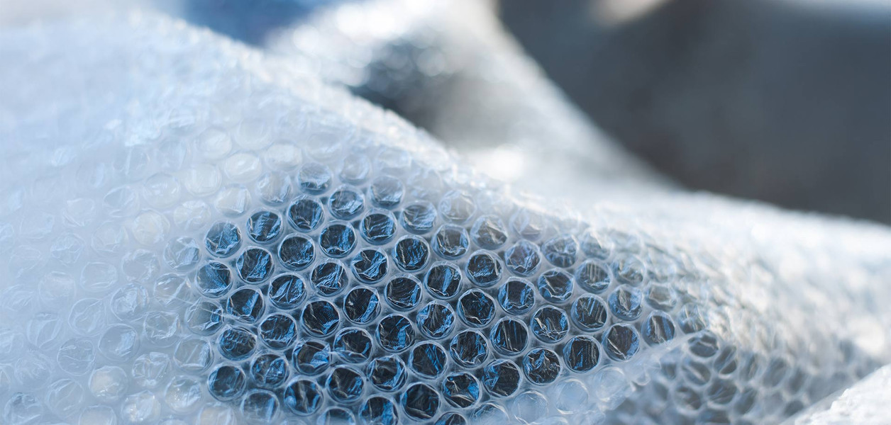 how is bubble wrap made