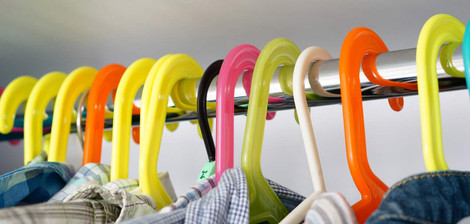 How to Choose the Right Hangers for Your Apparel Retail
