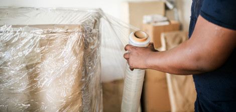 Ship Smarter: The Benefits of Poly Bubble Mailers